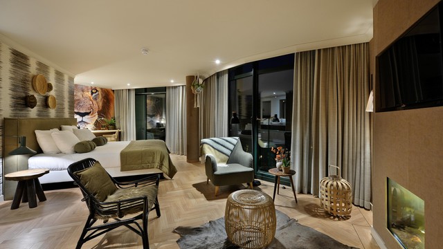 Van-der-Valk-Theaterhotel-Almelo-Safari-suite-totaalbeeld
