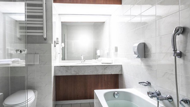 Badezimmer Junior suite Van der Valk Theaterhotel Almelo