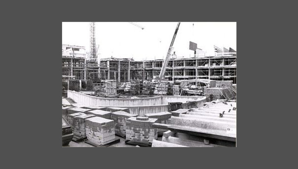 Bouw van het Theaterhotel